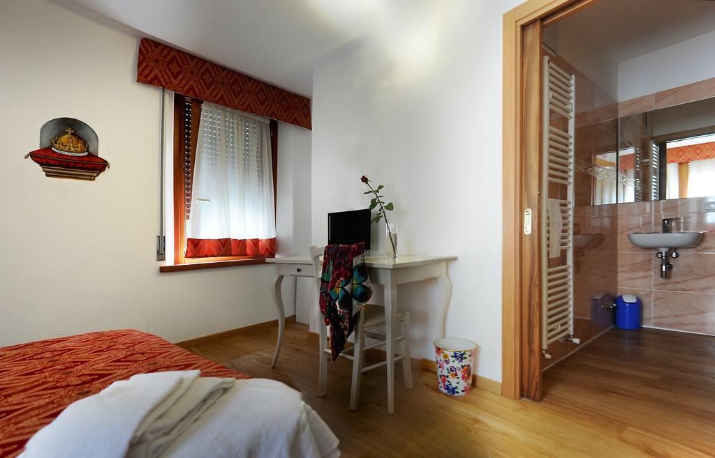 Locanda Del Re Feltre Habitación foto